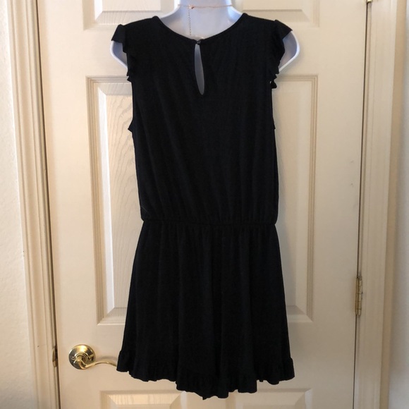 Black Flutter Sleeve Romper - Picture 9 of 15